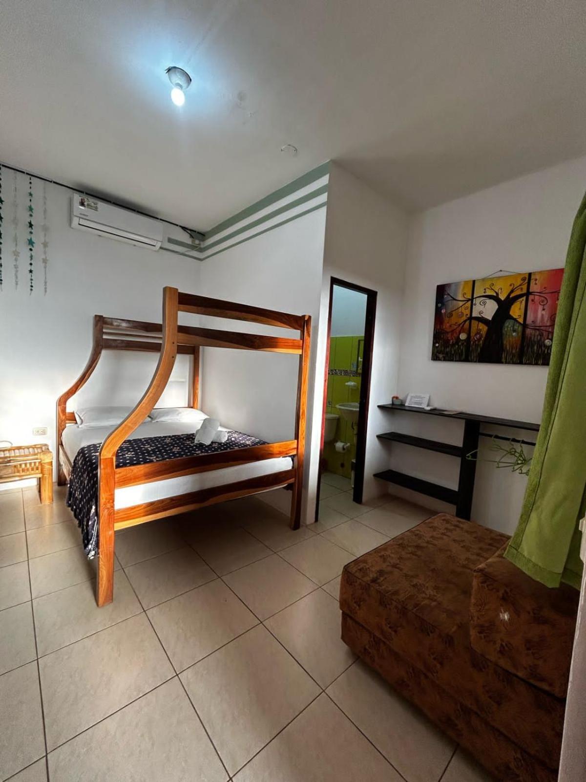 Hostal Casa Taisha Montanita Luaran gambar